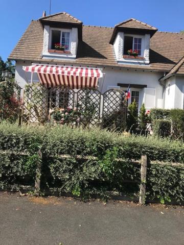 Clos Du Bourg Bed and Breakfast Saint-Cyr-en-Val Buitenkant foto